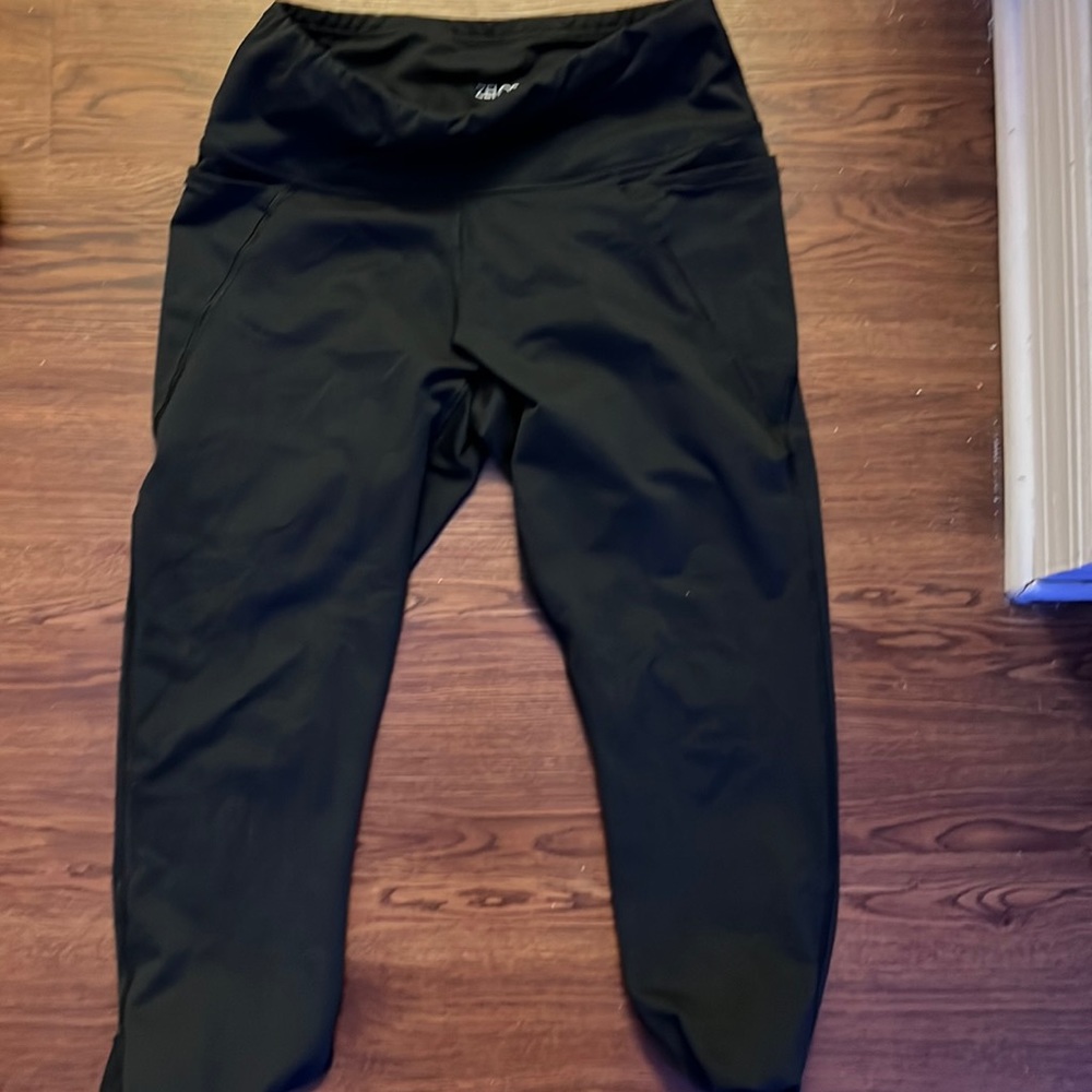 Zelos leggings, barely worn, squat-proof